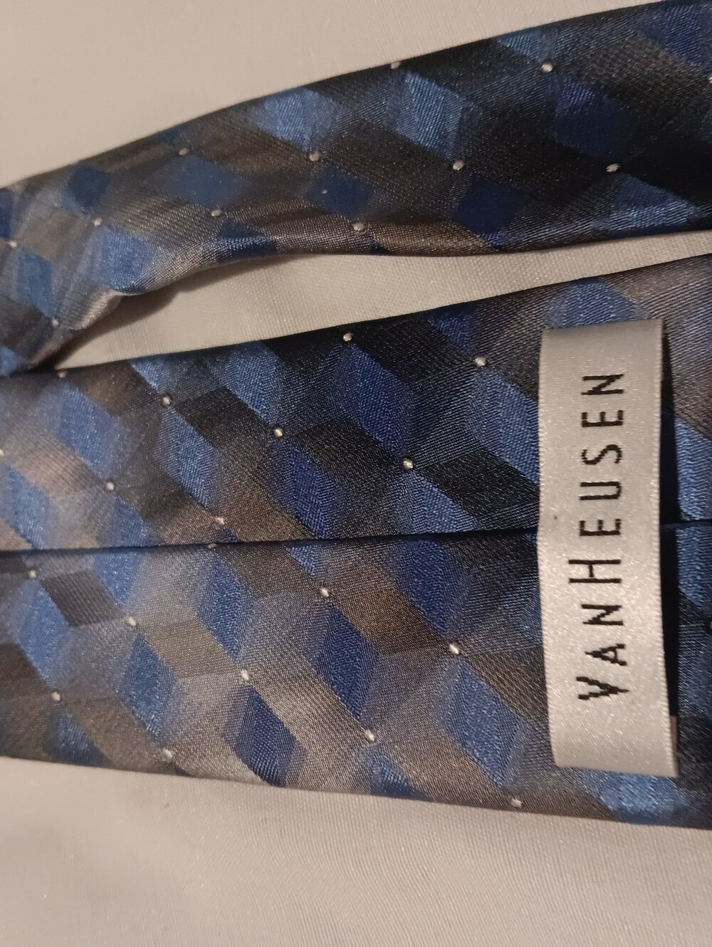 Van Heusen Blue and Gray Geometric Tie